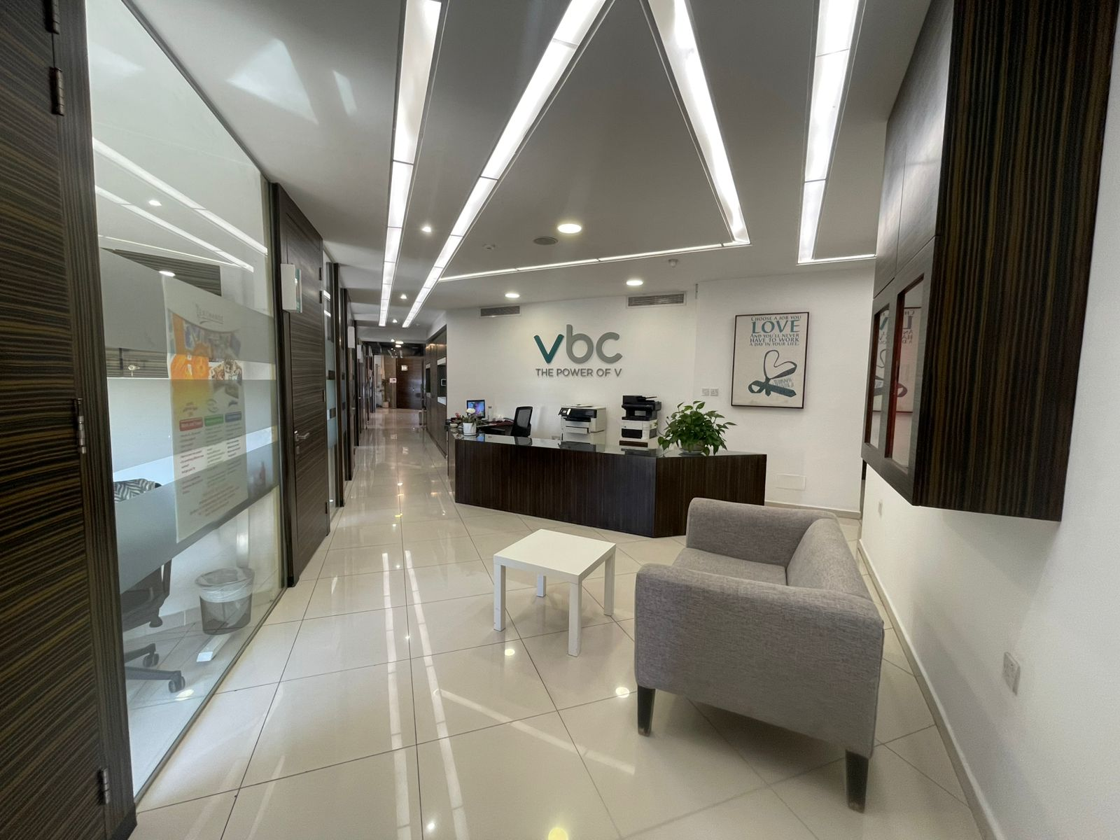 V-Queen Rania Street