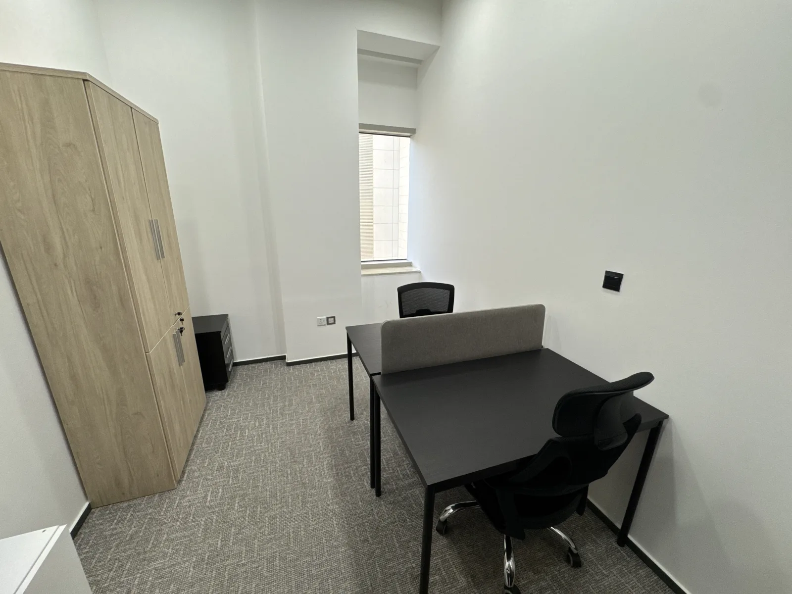 Office 300